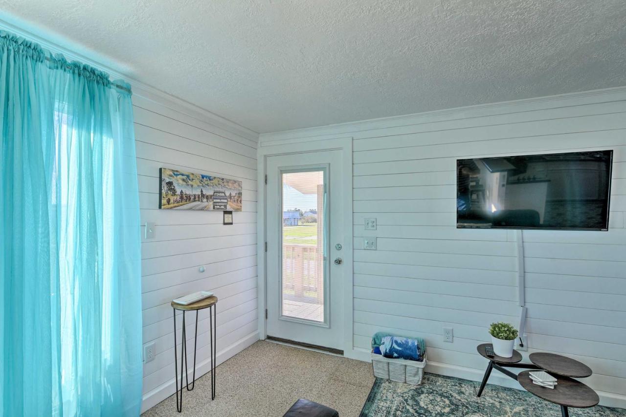 סרפסייד ביץ' Open-Concept Cottage Less Than 1 Mi To Beach! מראה חיצוני תמונה